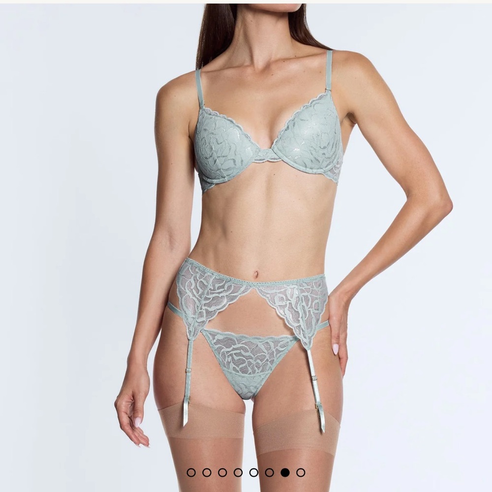 WearPepper Lace Bra + Garter — NEVER OPENED